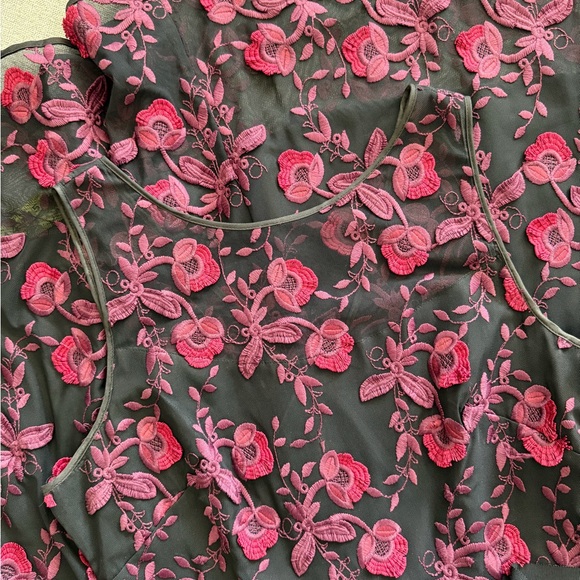 White House Black Market Black and Red Floral Dress - Picture 4 of 12